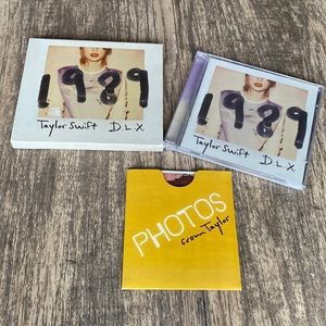 Taylor Swift 1989 Deluxe CD with Polaroids 1-13
